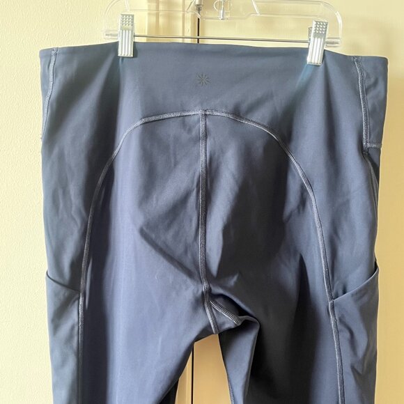 Athleta Ultimate Stash Pocket Capri Navy Blue XL - Picture 7 of 8